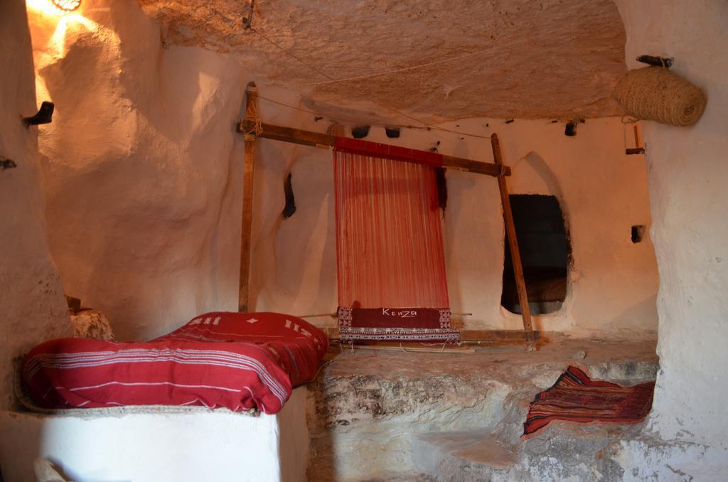 Bed and Breakfast Kenza à Shanīnī Extérieur photo