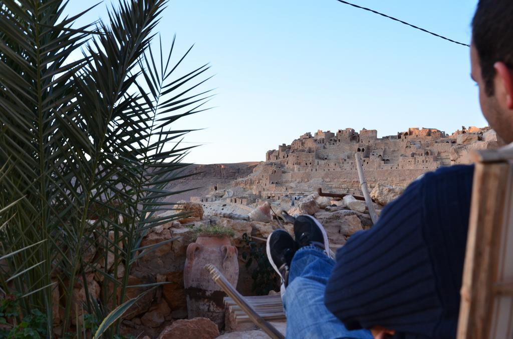 Bed and Breakfast Kenza à Shanīnī Extérieur photo